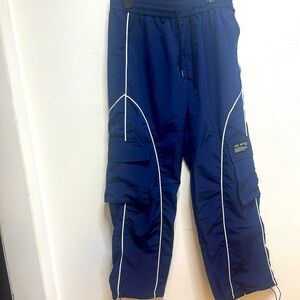 Cargos that have a very different and nice texture